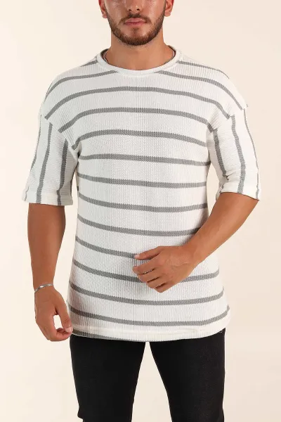 Gri Çizgili Oversize Jakarlı Delikli Erkek Triko Tişört 267401