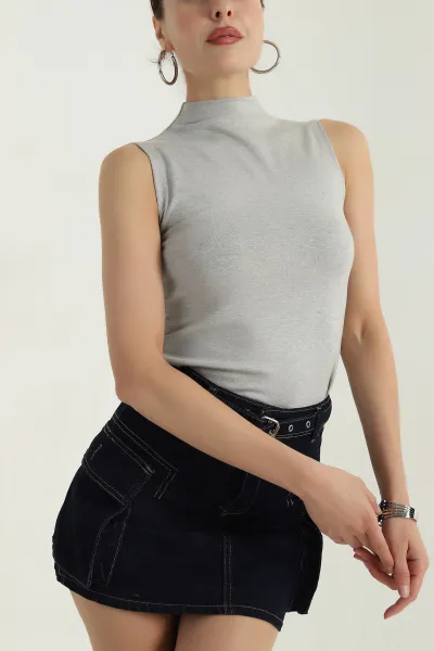 Gri Dik Yaka Kadın Viskon Bluz 381595