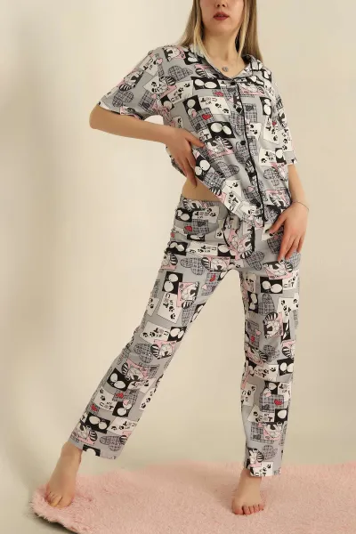gri-dugmeli-desenli-bayan-pijama-takimi-258532