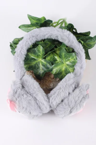 Gri Fiyonklu Kedicik Nakışlı Peluş Çocuk Kulaklık 410849