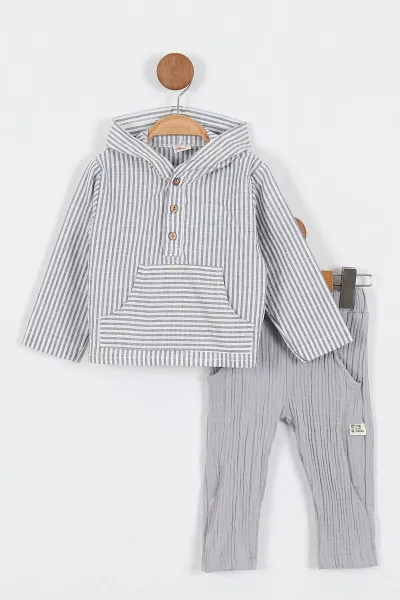 gri-indigo-9-24-aycizgi-desen-kapusonlu-kanguru-cepli-muslin-erkek-bebek-takim-339306