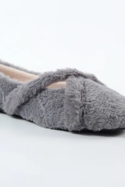 Gri Peluş Çapraz Bant Detaylı Kadın Ev Babeti 491601