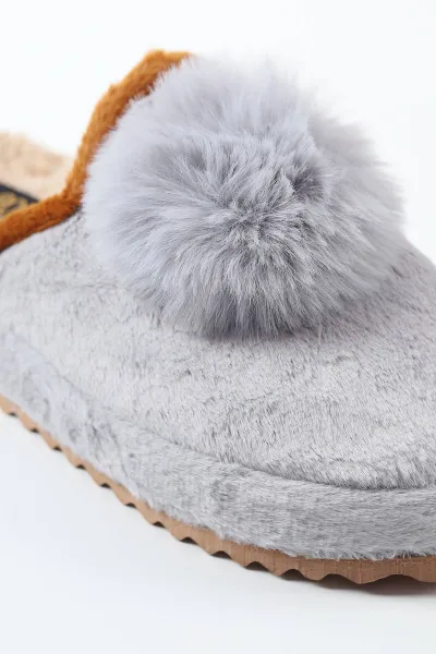 Gri Peluş Önü Kapalı Ponpon Detaylı Kadın Ev Terliği 488347