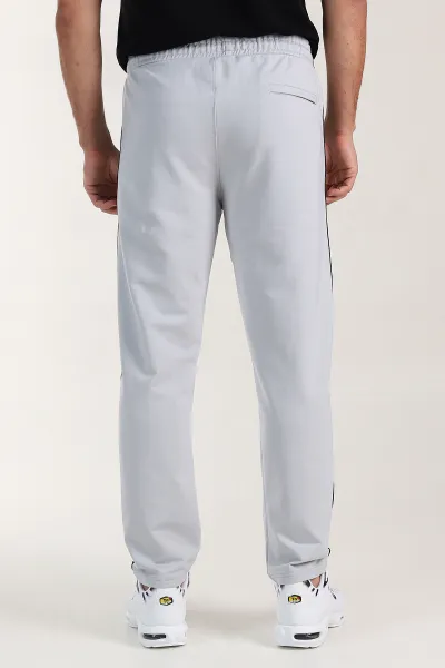 Gri Regular Fit Şerit Detaylı Fermuarlı Cepli Erkek Eşofman Altı 402382