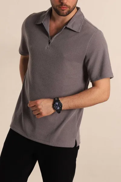 gri-relaxed-fit-fitilli-doku-fermuarli-polo-yaka-erkek-tisort-268314