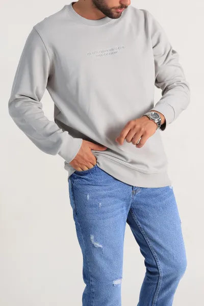 Gri Relaxed Fit İki İp Yazı Detaylı Basic Erkek Sweatshirt 299864