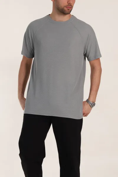 Gri Relaxed Fit Petek Dokulu Reglan Kol Basic Erkek Tişört 352027
