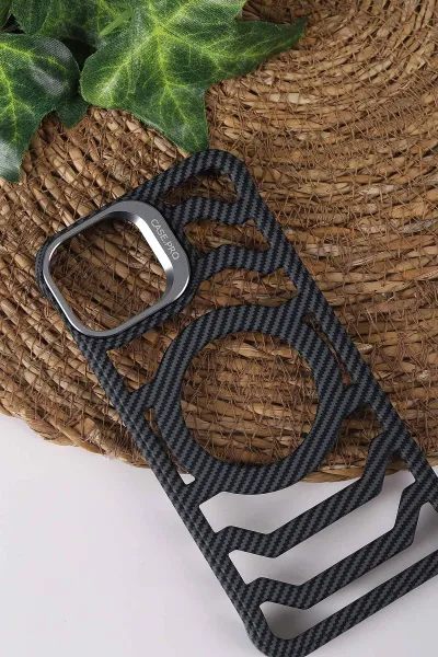 Gri TeknoCase İPhone 13 Uyumlu Creative Fiber Case Serisi Lens Hediyeli Vakumlu Sert Silikon Telefon Kılıfı 430900
