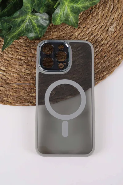 Gri TeknoCase İPhone 15 Pro Max Uyumlu Wesley Case Serisi Magsafe Özellikli Transparan Sert Silikon Telefon Kılıfı 430610