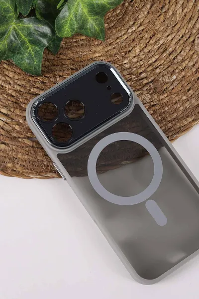 Gri TeknoCase İPhone 17 Pro Max Uyumlu Wesley Case Serisi Magsafe Özellikli Transparan Sert Silikon Telefon Kılıfı 430673