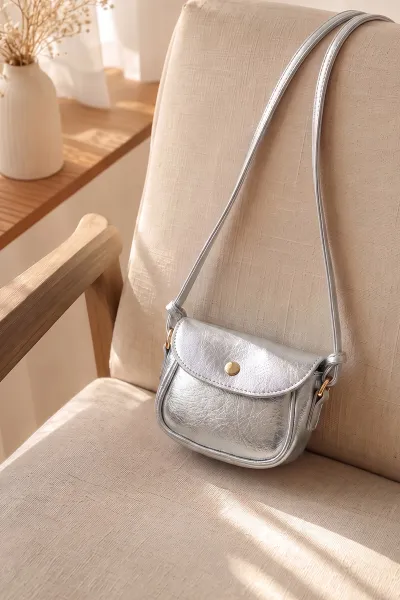 Gümüş Mini Boy Kırışık Doku Kadın Omuz Çantası 478912