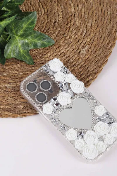 Gümüş TeknoCase İPhone 15 Pro Uyumlu Beauty Case Serisi Lens Hediyeli Premium Sert Silikon Telefon Kılıfı 430451