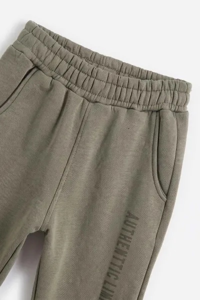 Haki (4 -12 Yaş)Authentic Baskılı   Kanguru Cepli 3 İp Şardonlu Erkek Çocuk Kışlık Takım 499168