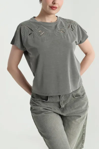 haki-brode-nakisli-pike-oysho-kadin-bluz-467059