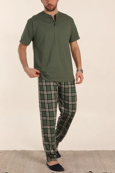 haki-ekose-desenli-3-dugmeli-kisa-kol-erkek-pijama-takimi-357473