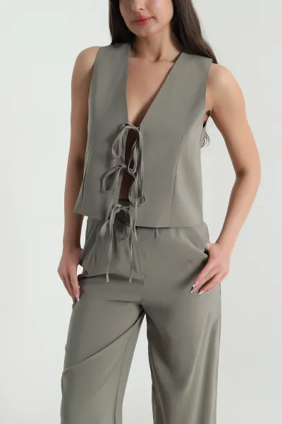 haki-modal-baglamali-yelek-pantolon-kadin-ikili-takim-459058