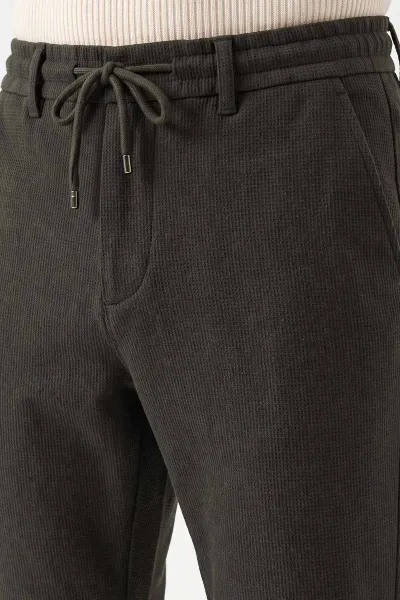 Haki Regular Fit Belden Bağlamalı Erkek Pantolon 493176