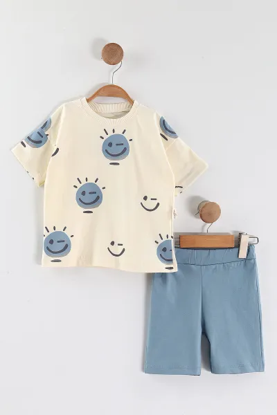 indigo-1-5-yas-emoji-baskili-tisortlu-ve-sortlu-suprem-erkek-cocuk-yazlik-takim-446235
