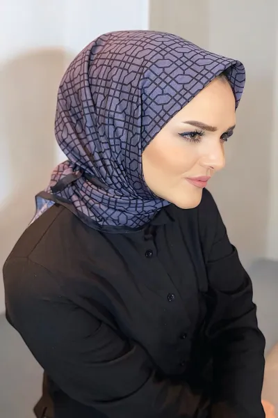 İndigo 90x90 Cm Dijital Baskı Koza Desenli Pamuk Eşarp 349478