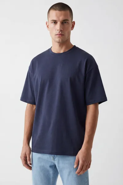 indigo-oysho-kumas-oversize-bisiklet-yaka-erkek-tisort-442746