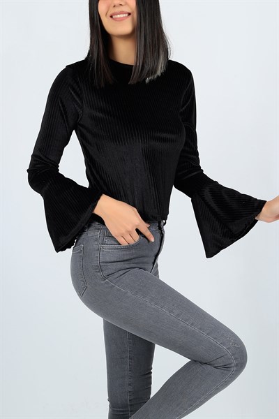 Kadife Kolu Volanlı Siyah Bluz 23800B