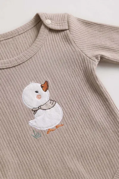 Kahve (0-9 Ay) Ördek Nakışlı Raporlu Erkek Bebek Takım 480453