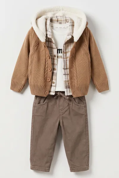 Kahve (1-4 Yaş) Gömlekli Kapüşonlu Triko Hırkalı  Erkek Bebek&Çocuk 4'lü Takım 501191
