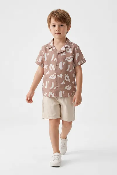 Kahve (2-10 Yaş)Desenli Keten Gömlekli Gabardin Şortlu Erkek Çocuk Yazlık Takım 465439