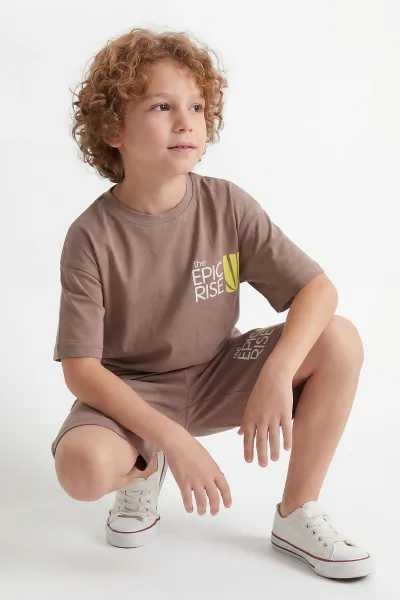 Kahve (5-12 Yaş)Ön Arka Epic Baskılı Şortlu Erkek Çocuk Takım 462691