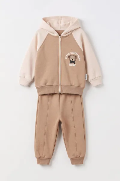 Kahve (6-24 Ay) Ayıcık Baskılı Kapüşonlu Hırkalı  3 İp Şardonlu Erkek Bebek Kışlık Takım 497403