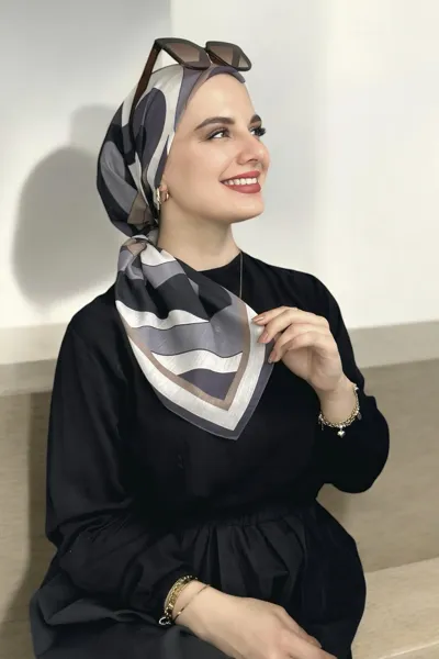 kahve-90x90-cm-dijital-baski-colorful-desenli-pamuk-esarp-372997