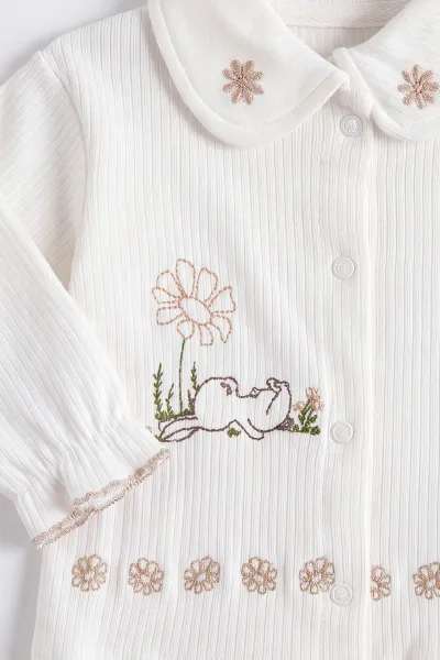 Kahve Beyaz  (0-3 Ay) Tavşan Nakışlı Kutulu Yeni Doğan Kız Bebek 5'li Zıbın Set 475347