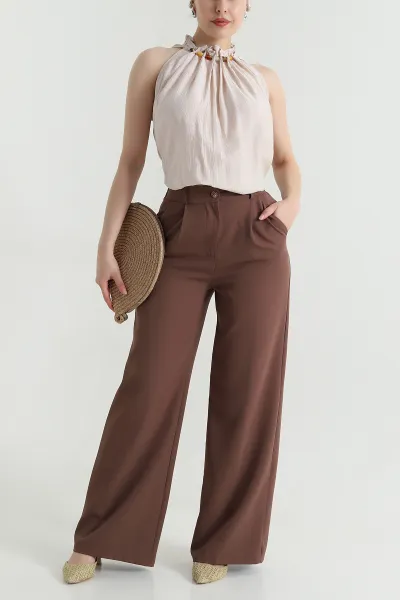 kahve-pileli-cepli-fermuarli-dabil-kadin-pantolon-469216
