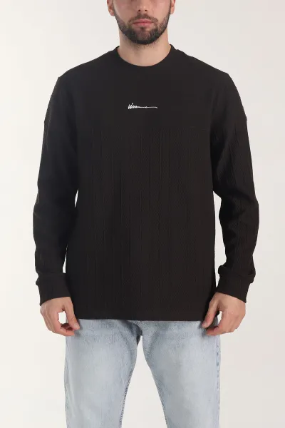 kahverengi-bisiklet-yaka-dokulu-nakis-detayli-erkek-sweatshirt-406947