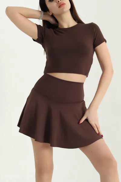 Kahverengi Bisiklet Yaka Likralı Viskon Crop Bluz 339010