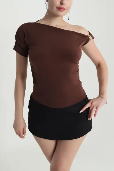 Kahverengi Büzgülü Tokalı Sandy Kadın Bluz 481256