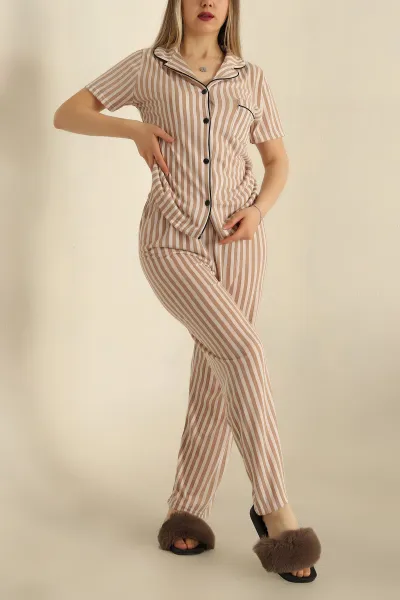 Kahverengi Çizgili Bayan Pijama Takımı 261180