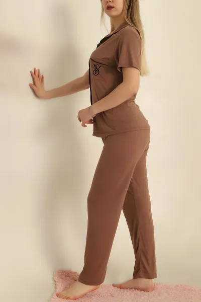 Kahverengi Düğmeli Viskon Bayan Pijama Takımı 251600