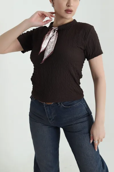 Kahverengi Fularlı Gofre Kadın Bluz 448477