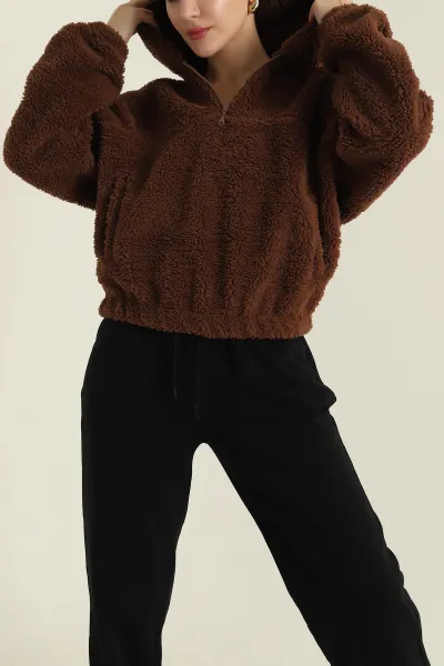 kahverengi-kapusonlu-kuzu-yumos-kadin-sweat-419534