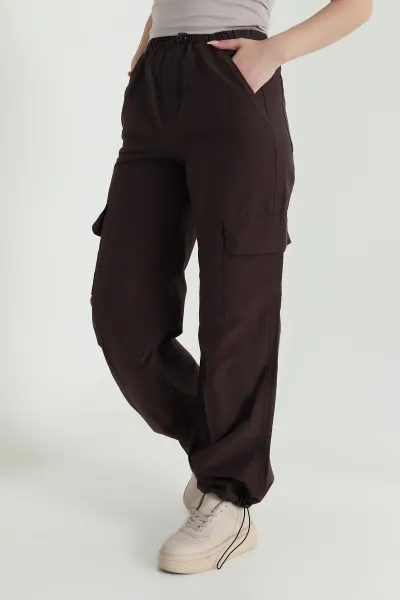 Kahverengi Kargo Cep Paraşüt Kumaş Kadın Pantolon 467962
