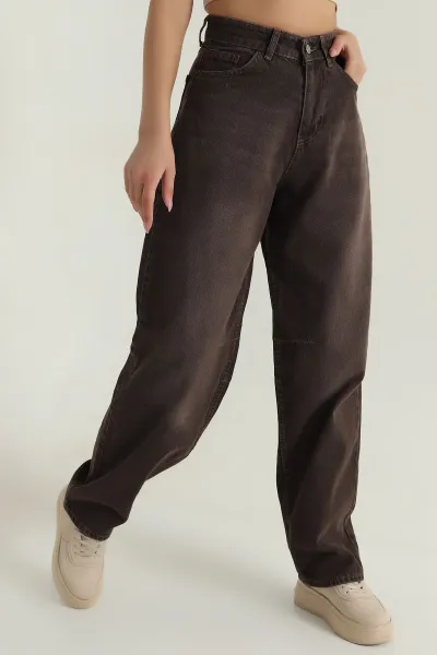 Kahverengi Kemer Detay Baggy Kadın Kot Pantolon 404626