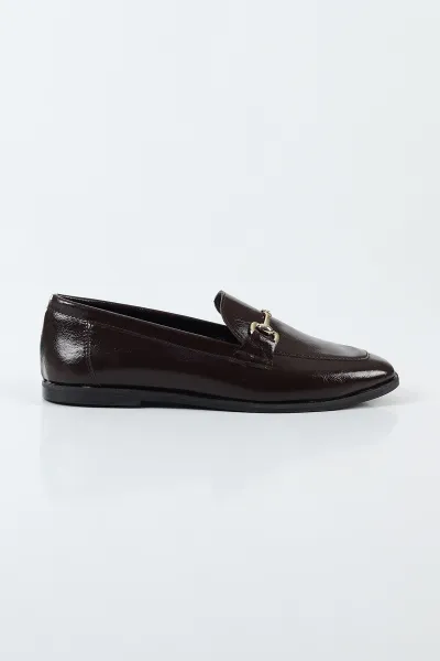 Kahverengi Kırışık Rugan Toka Detaylı Kadın Loafer 502230