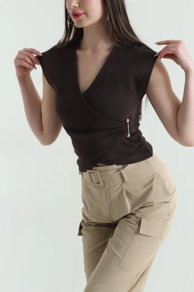 kahverengi-kruvaze-yaka-tokali-kadin-bluz-451045