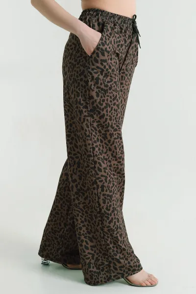 Kahverengi Leopar Desen İki İp Kadın Alt 453437
