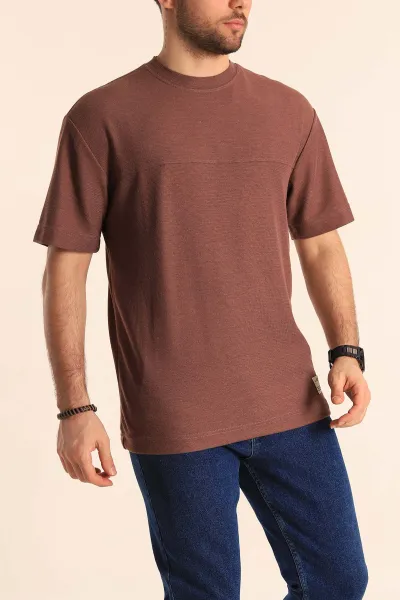 kahverengi-oversize-jakarli-dikis-detayli-erkek-tisort-253351