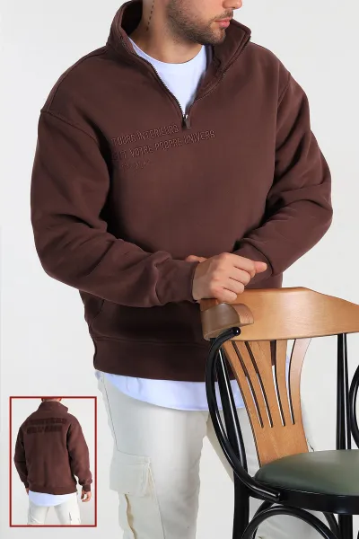 kahverengi-oversize-uc-ip-sardonlu-nakis-yazi-detayli-yarim-fermuar-erkek-sweatshirt-306938