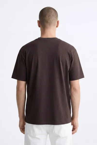 Kahverengi Oversize Bisiklet Yaka Yazı Detaylı Erkek Tişört 454079