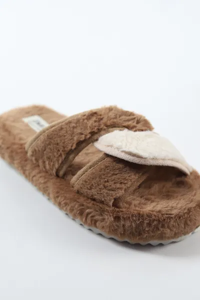 Kahverengi Peluş Çapraz Bantlı Kadın Ev Terliği 488428