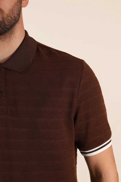 Kahverengi Regular Fit Çizgi Dokulu Fermuarlı Polo Yaka Erkek Triko Tişört 370065